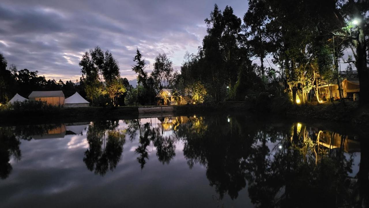 Palumbo Glamping & Villas Cayambe Eksteriør bilde