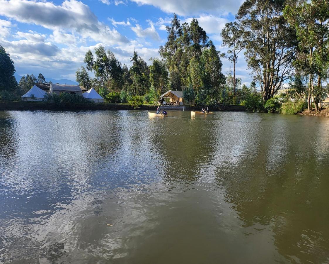 Palumbo Glamping & Villas Cayambe Eksteriør bilde